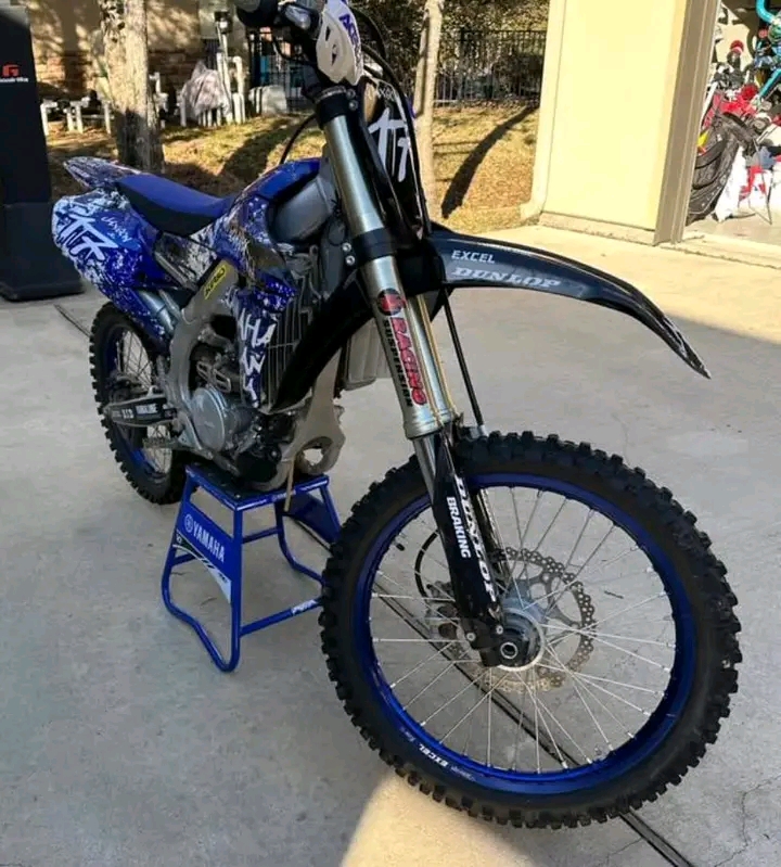 Yamaha Banshee 1